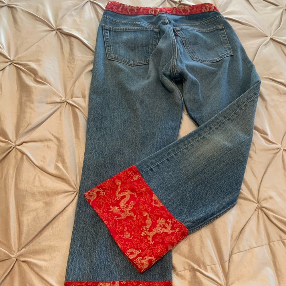 Union Apparel One of a kind Levi’s🐉 silk&denim
